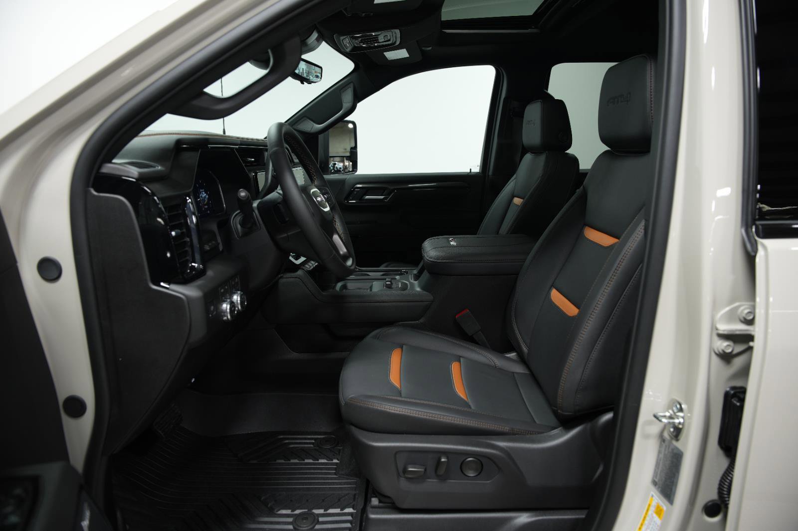 New 2026 GMC Sierra 2500 AT4 w/ AT4 Premium Plus Package image 27