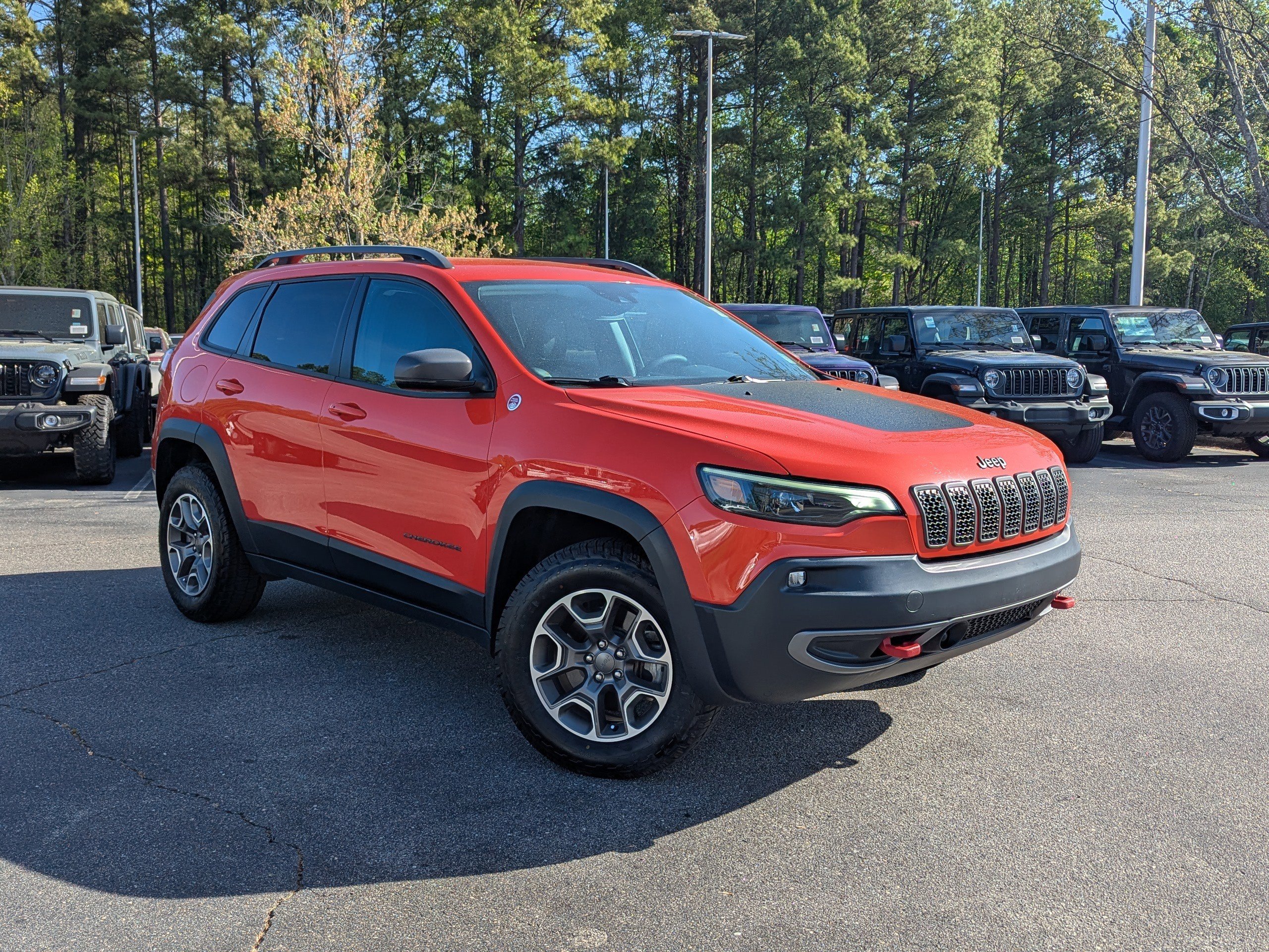 Used 2021 Jeep Cherokee Trailhawk w/ Premium Leather Package image 3