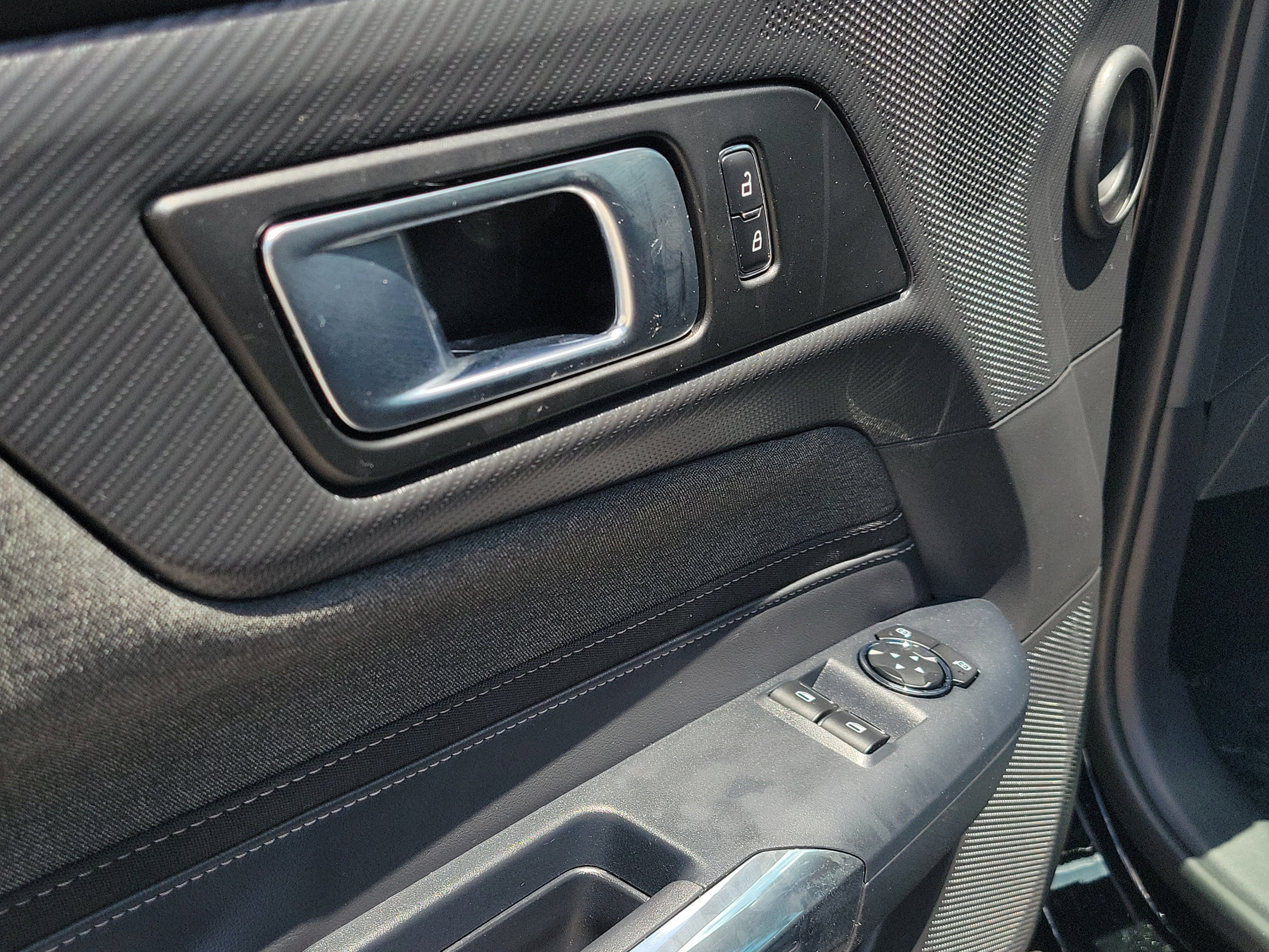 Used 2025 Ford Mustang GT RWD image 7