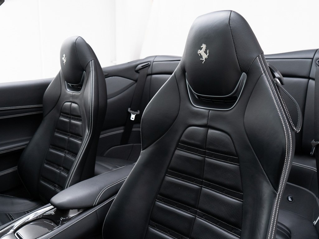 Used 2022 Ferrari Portofino M RWD image 24