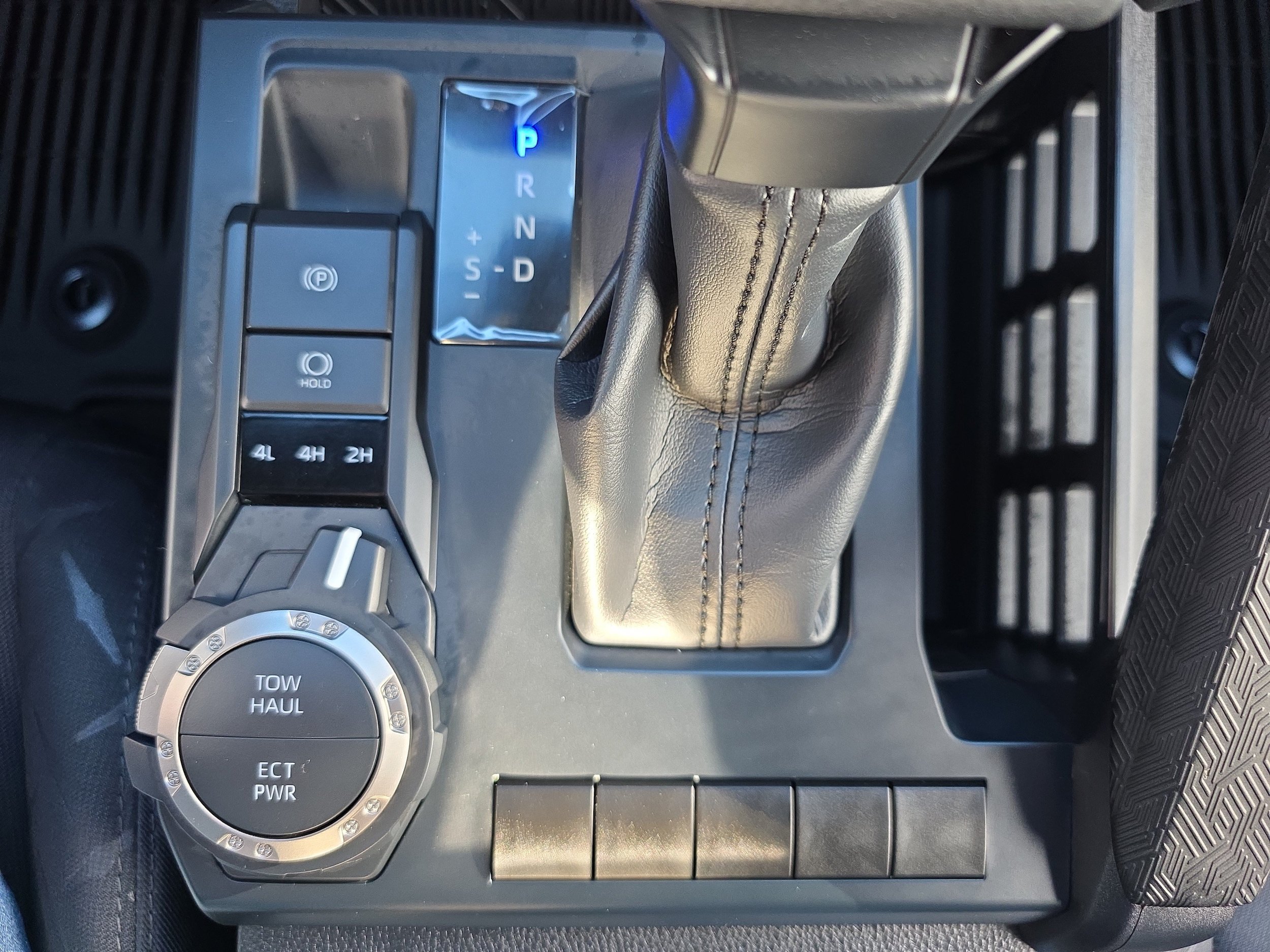 Used 2026 Toyota Tacoma SR5 AWD/4WD image 23