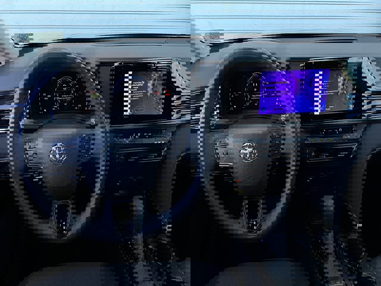 Used 2025 Toyota Camry LE image 13