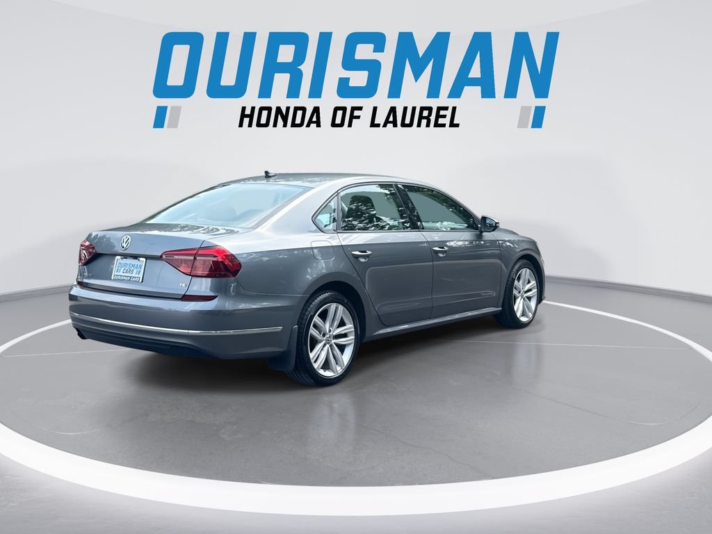Used 2019 Volkswagen Passat 2.0T Wolfsburg w/ Wheels & Sunroof Package FWD image 8