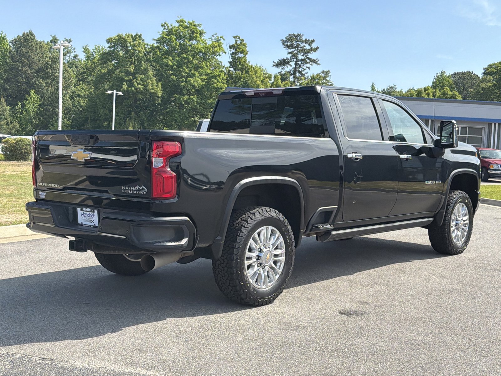 Used 2023 Chevrolet Silverado 2500 High Country w/ Z71 Off-Road Package AWD/4WD image 12