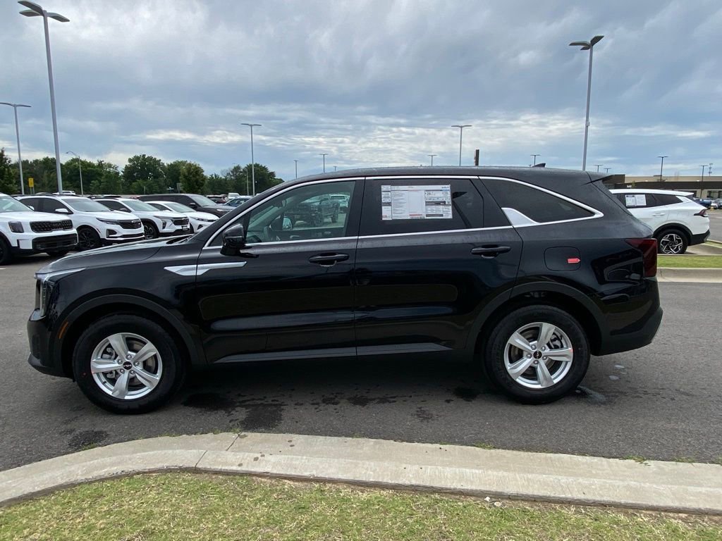 New 2026 Kia Sorento LX FWD image 4