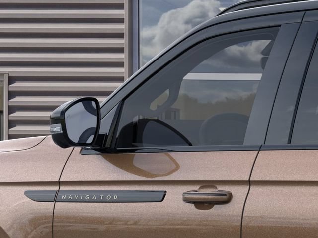 New 2026 Lincoln Navigator Black Label w/ Black Label Special Edition AWD/4WD image 20