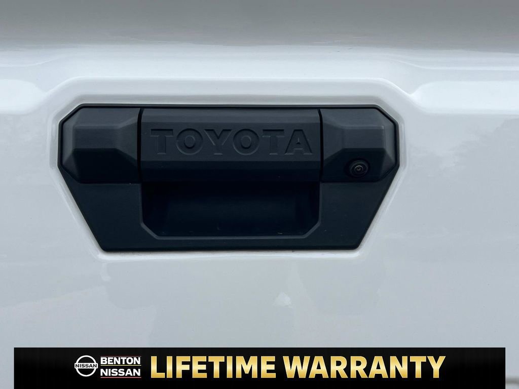 Used 2025 Toyota Tacoma TRD Off-Road image 19