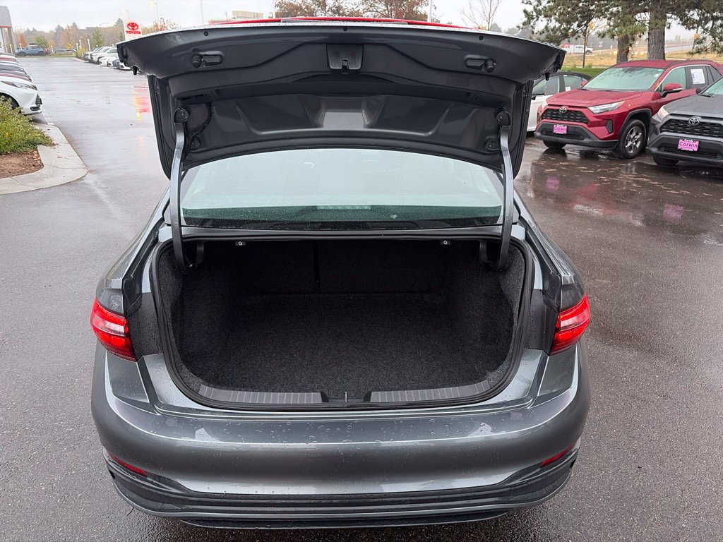 Used 2025 Volkswagen Jetta S FWD image 17