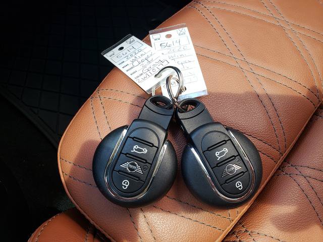 Used 2020 MINI Cooper S FWD image 26