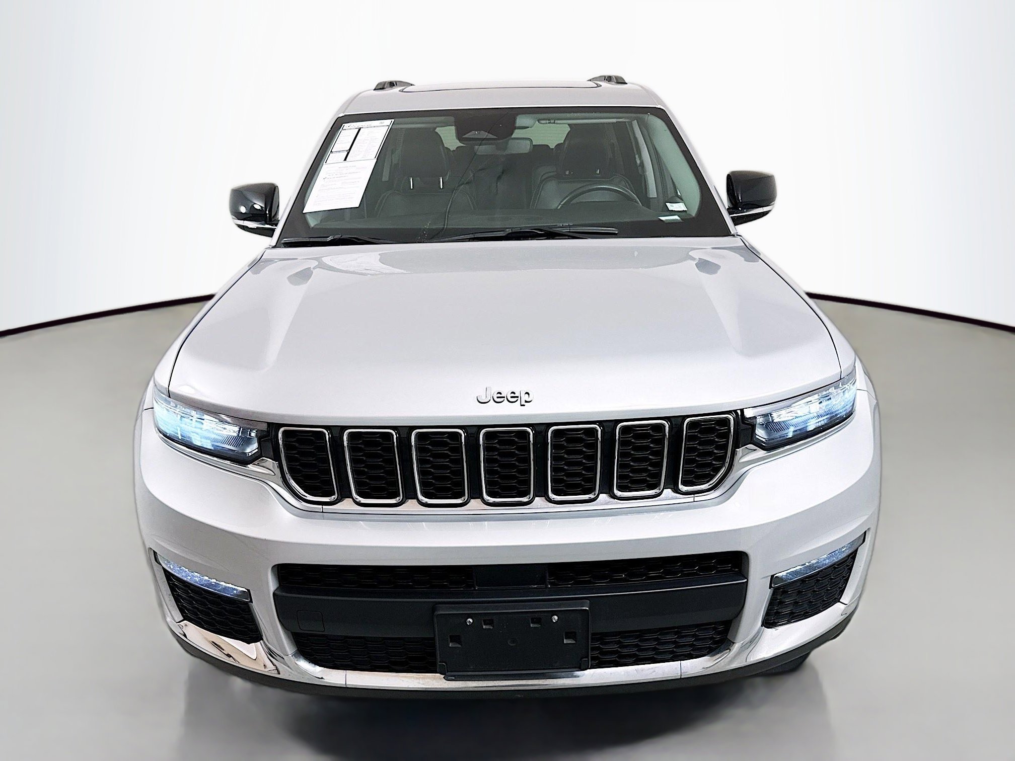 Used 2021 Jeep Grand Cherokee L Limited image 2