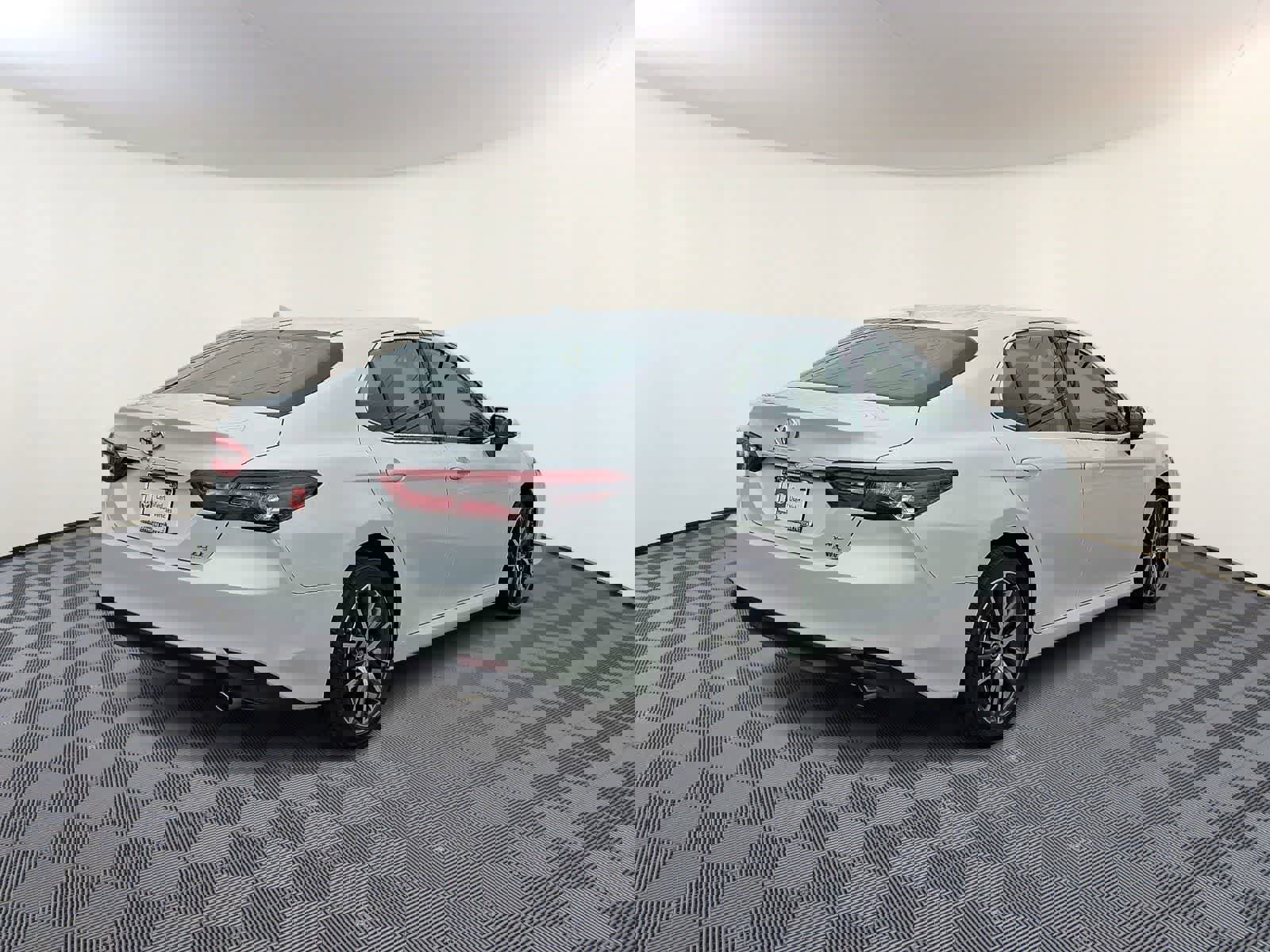 Certified 2024 Toyota Camry XLE w/ Navigation Package image 6