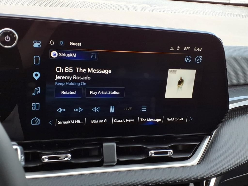 New 2027 Chevrolet Equinox LT w/ Convenience Package II FWD image 9