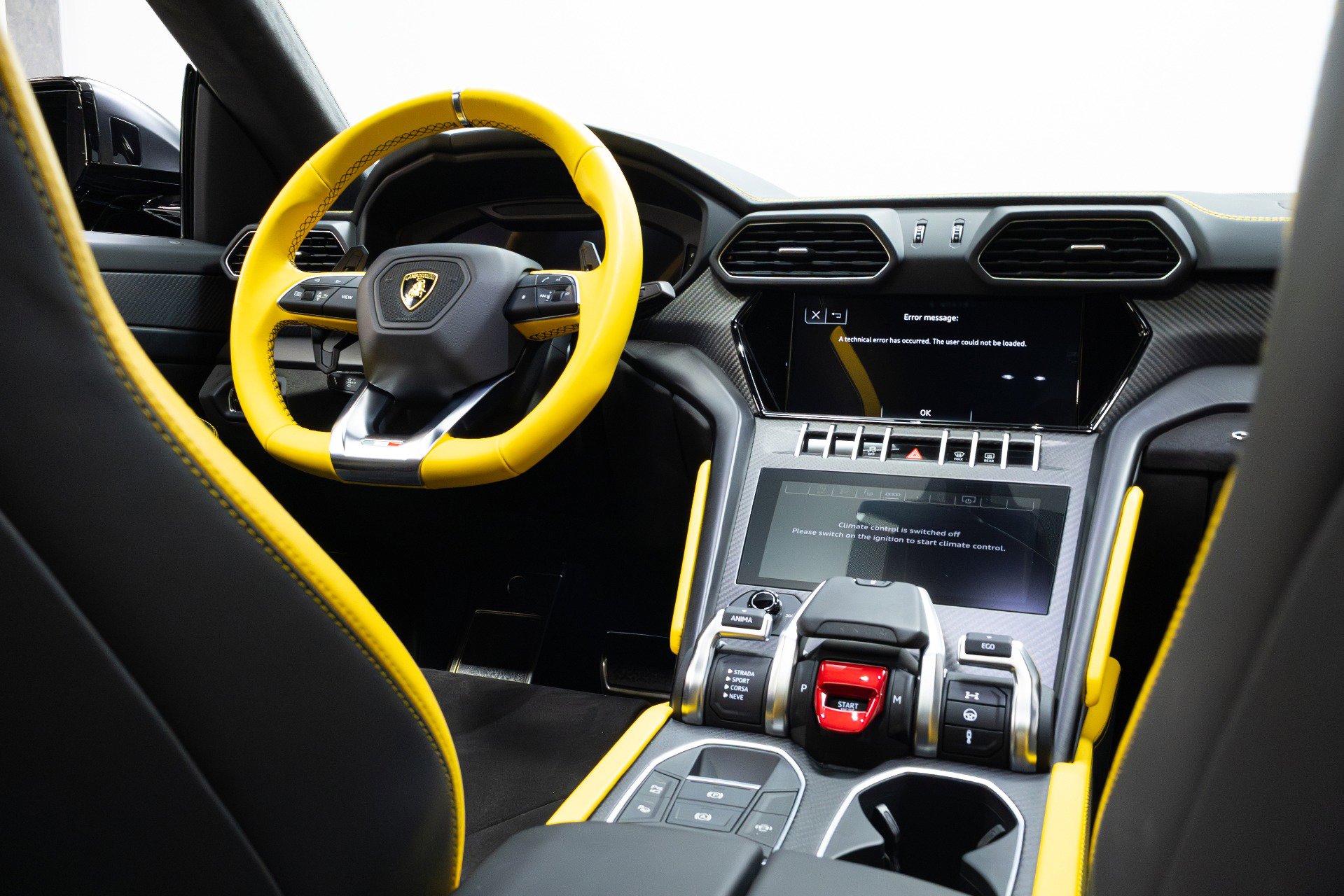 Used 2022 Lamborghini Urus image 35