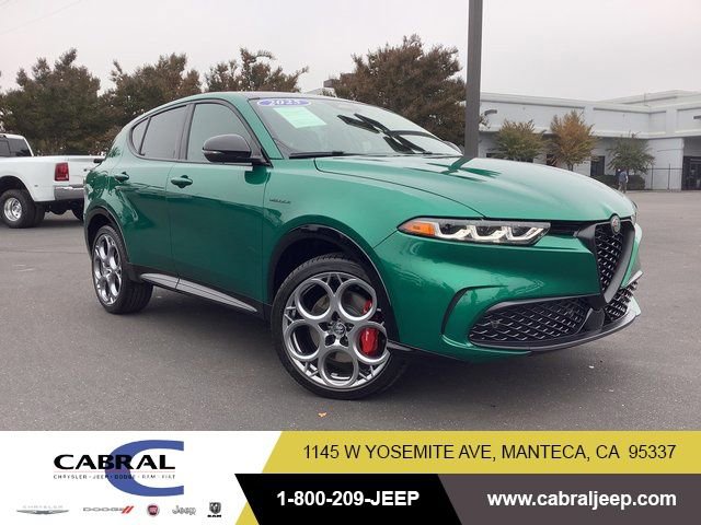 Used 2025 Alfa Romeo Tonale w/ Premium Package image 1