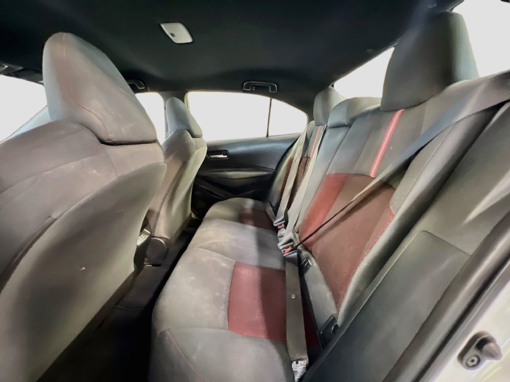 Used 2024 Toyota Corolla SE w/ SE Convenience Package FWD image 22