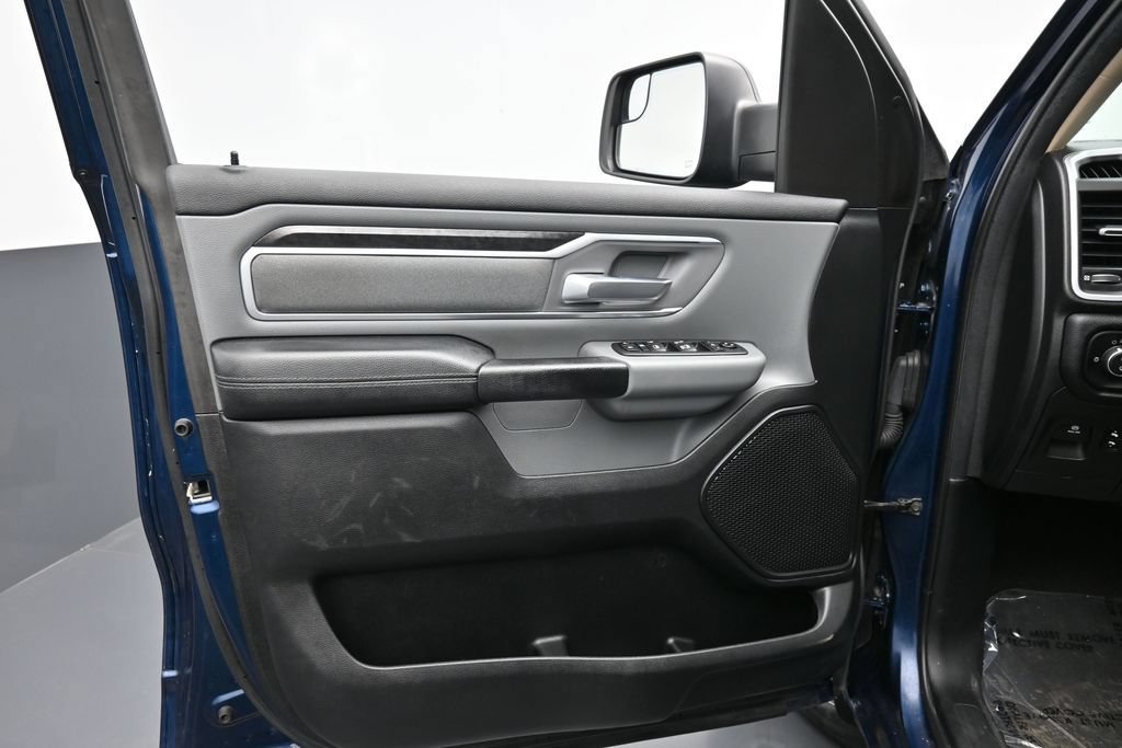 Used 2019 RAM 1500 Big Horn AWD/4WD image 18