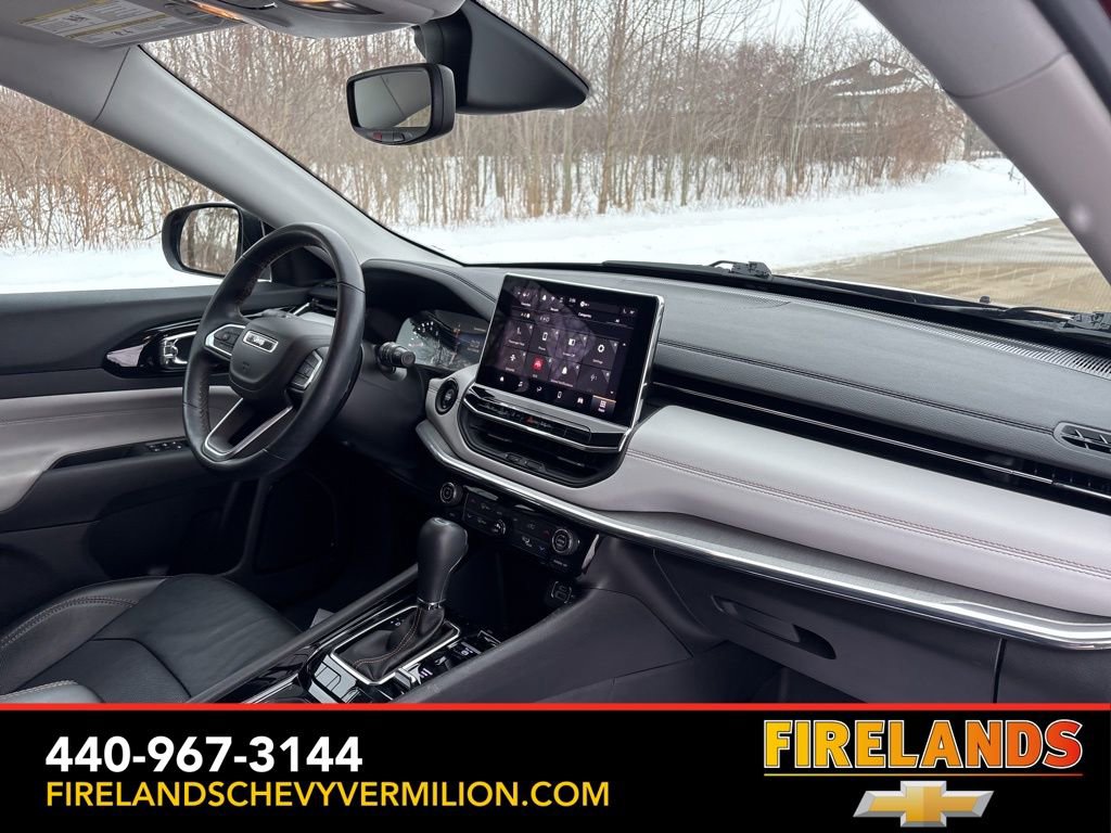 Used 2022 Jeep Compass Limited image 33