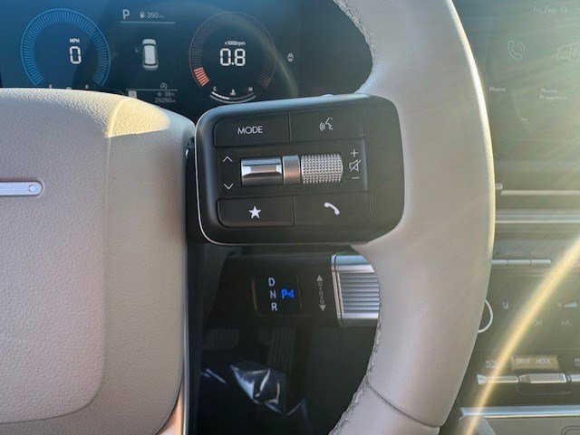 Used 2025 Hyundai Santa Fe SEL image 16