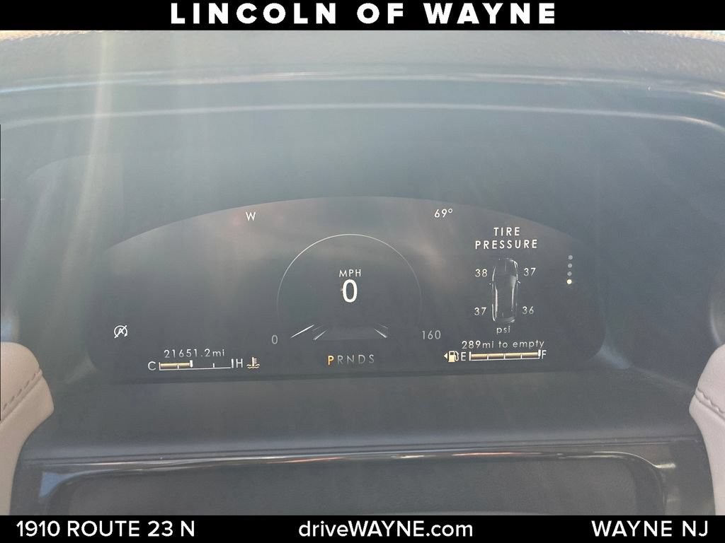 Certified 2022 Lincoln Nautilus Reserve AWD/4WD image 17