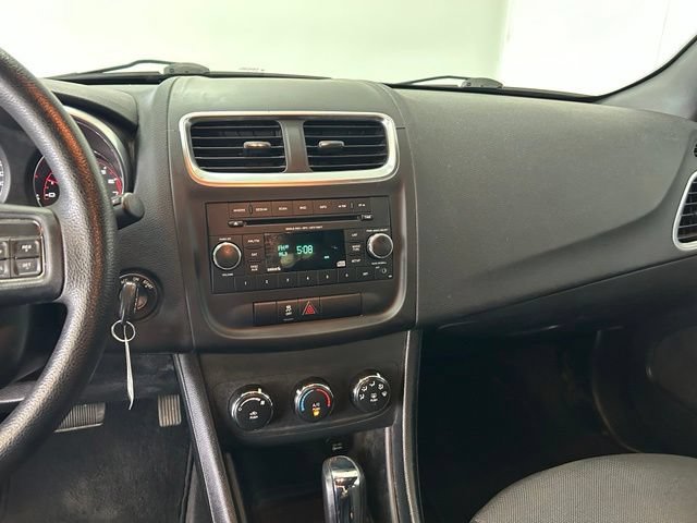 Used 2014 Dodge Avenger SE FWD image 14