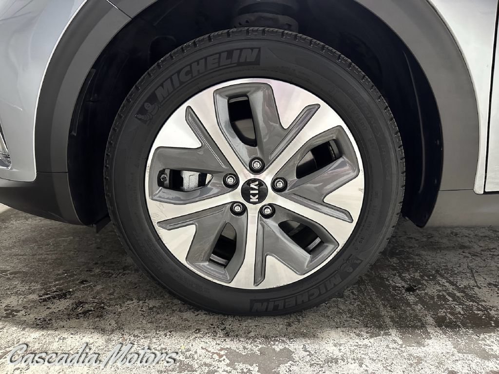 Used 2019 Kia Niro EX Premium w/ Cold Weather Package 1.0 FWD image 31