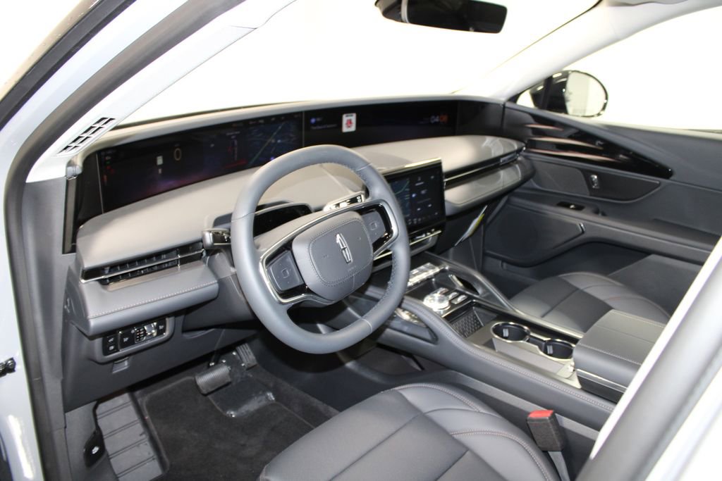 New 2026 Lincoln Nautilus Premier image 23