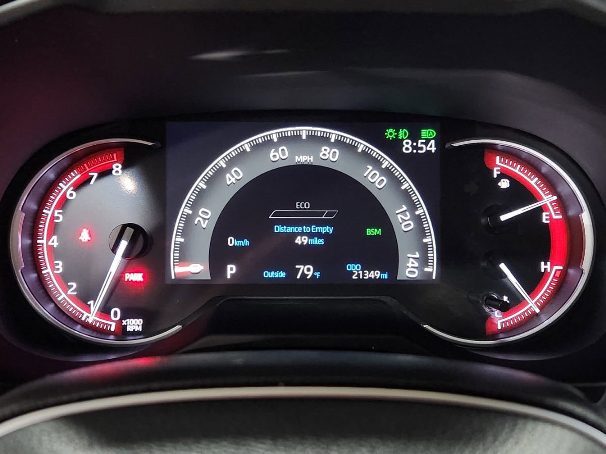 Used 2024 Toyota RAV4 XLE Premium image 31