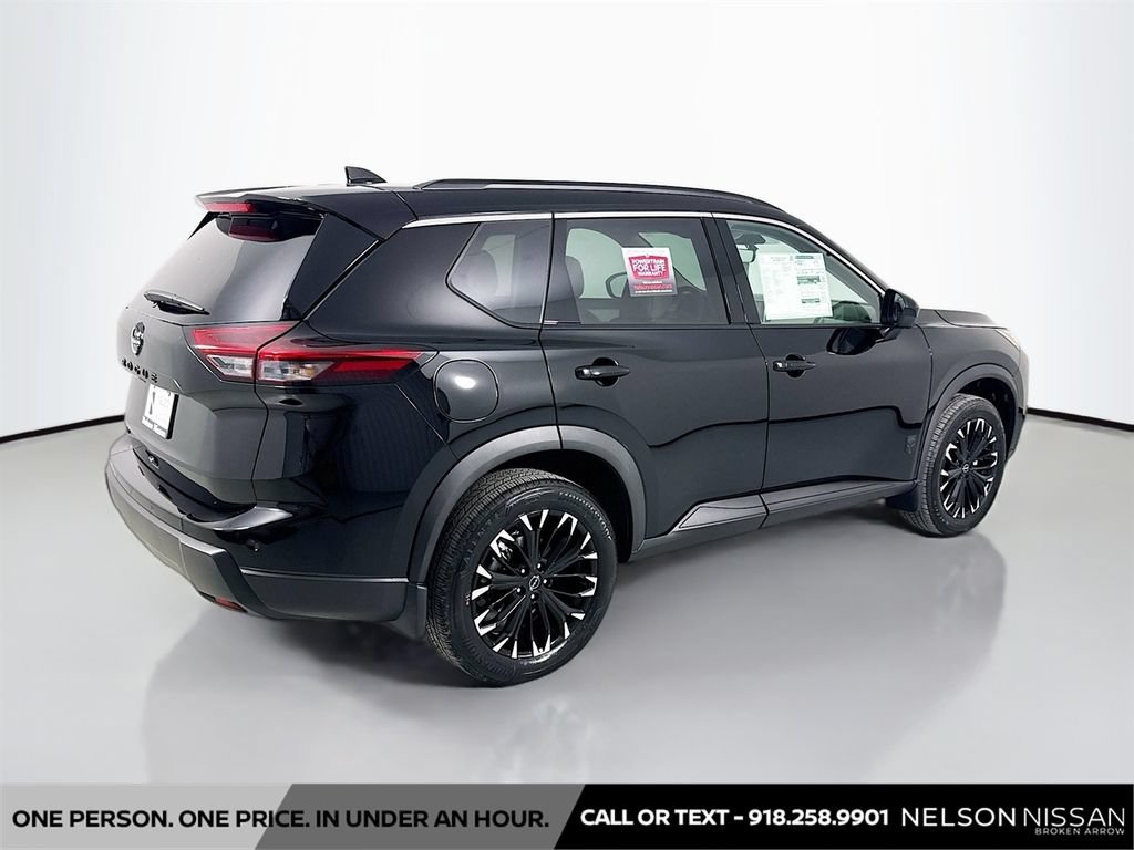 New 2026 Nissan Rogue Dark Armor FWD image 5