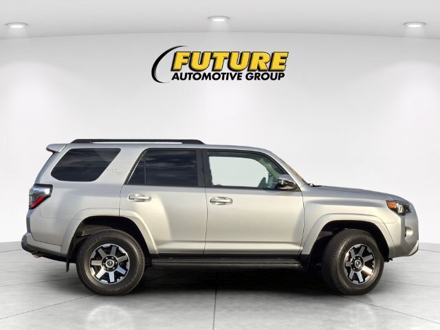 Certified 2023 Toyota 4Runner TRD Off-Road Premium AWD/4WD image 4