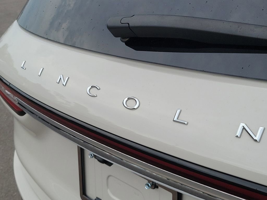 Certified 2024 Lincoln Corsair FWD w/ Equipment Group 101A image 6