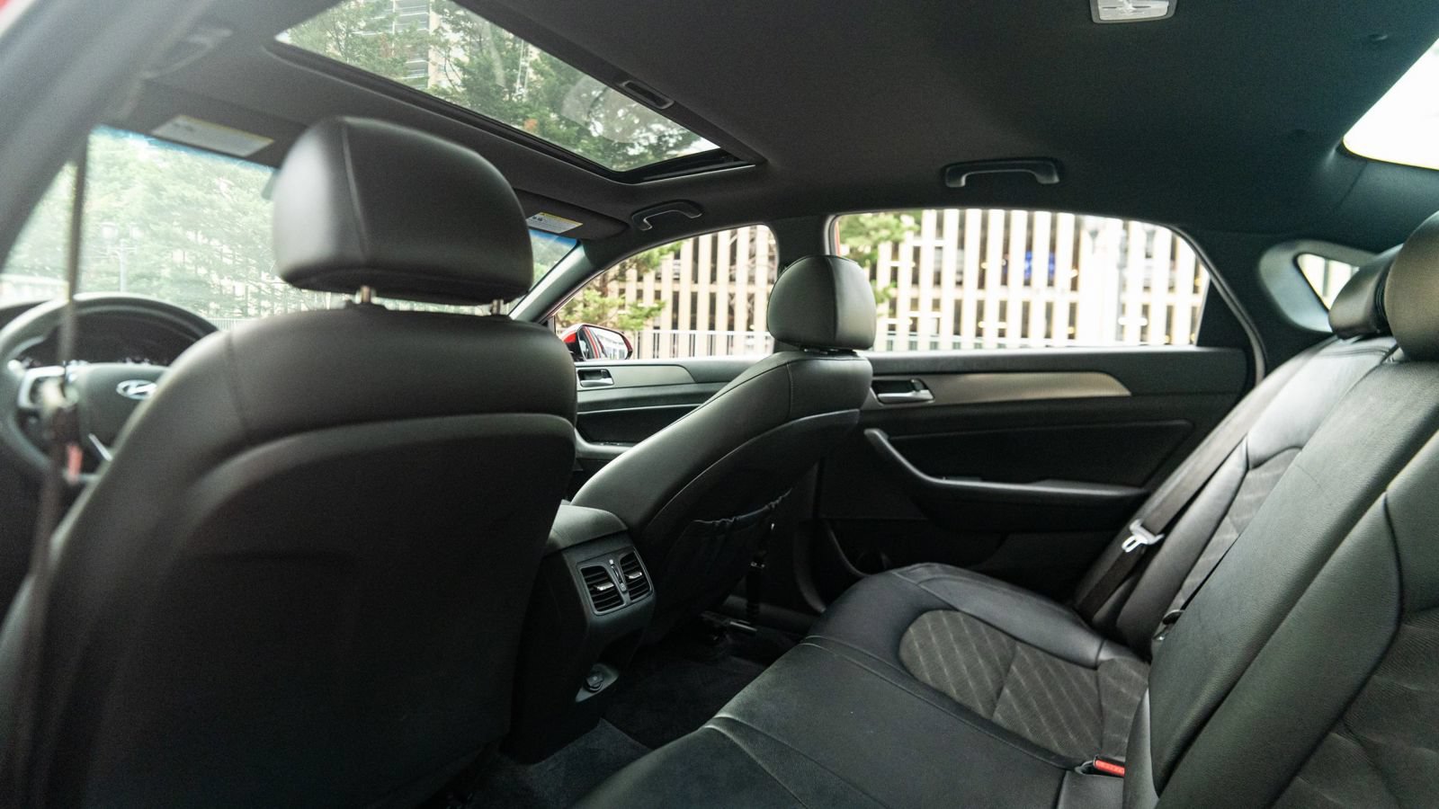 Used 2019 Hyundai Sonata Sport w/ Tech Package 03 FWD image 23