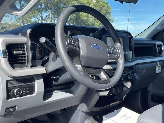 New 2026 Ford F550 4x4 Regular Cab Super Duty image 14
