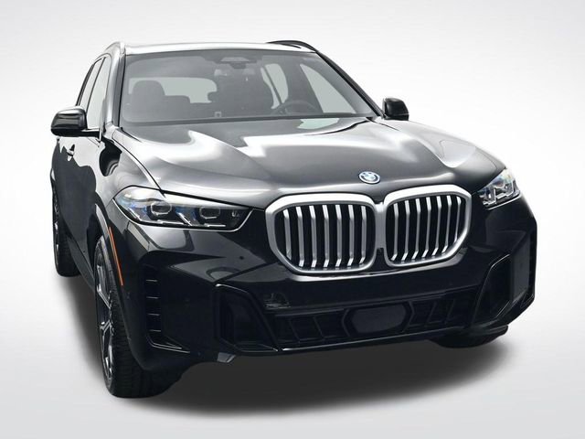 New 2026 BMW X5 xDrive50e w/ M Sport Package AWD/4WD image 11