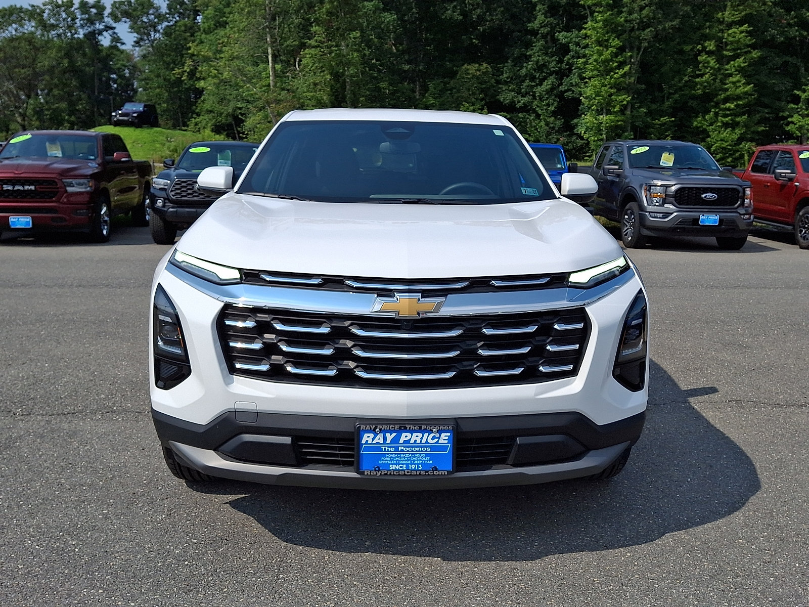 Certified 2026 Chevrolet Equinox LT AWD/4WD image 2