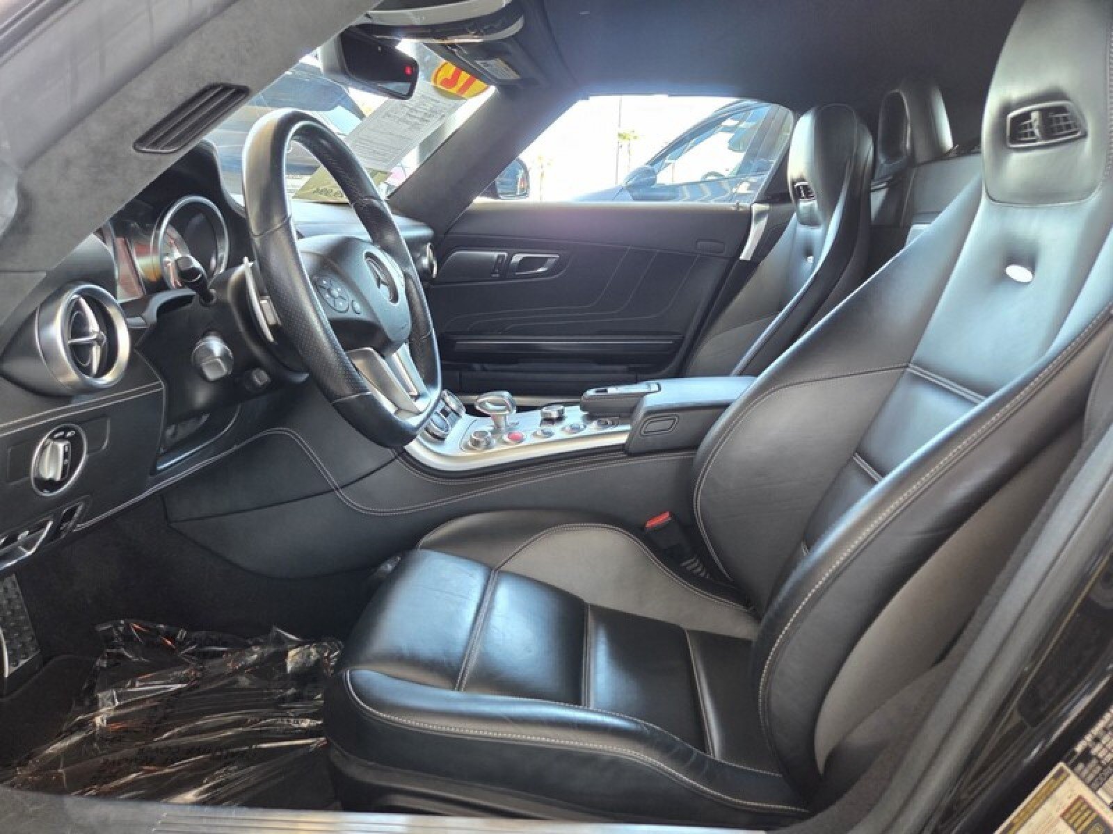 Used 2012 Mercedes-Benz SLS AMG Roadster image 13