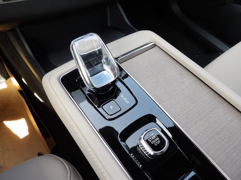New 2026 Volvo XC90 T8 Plus AWD/4WD image 22