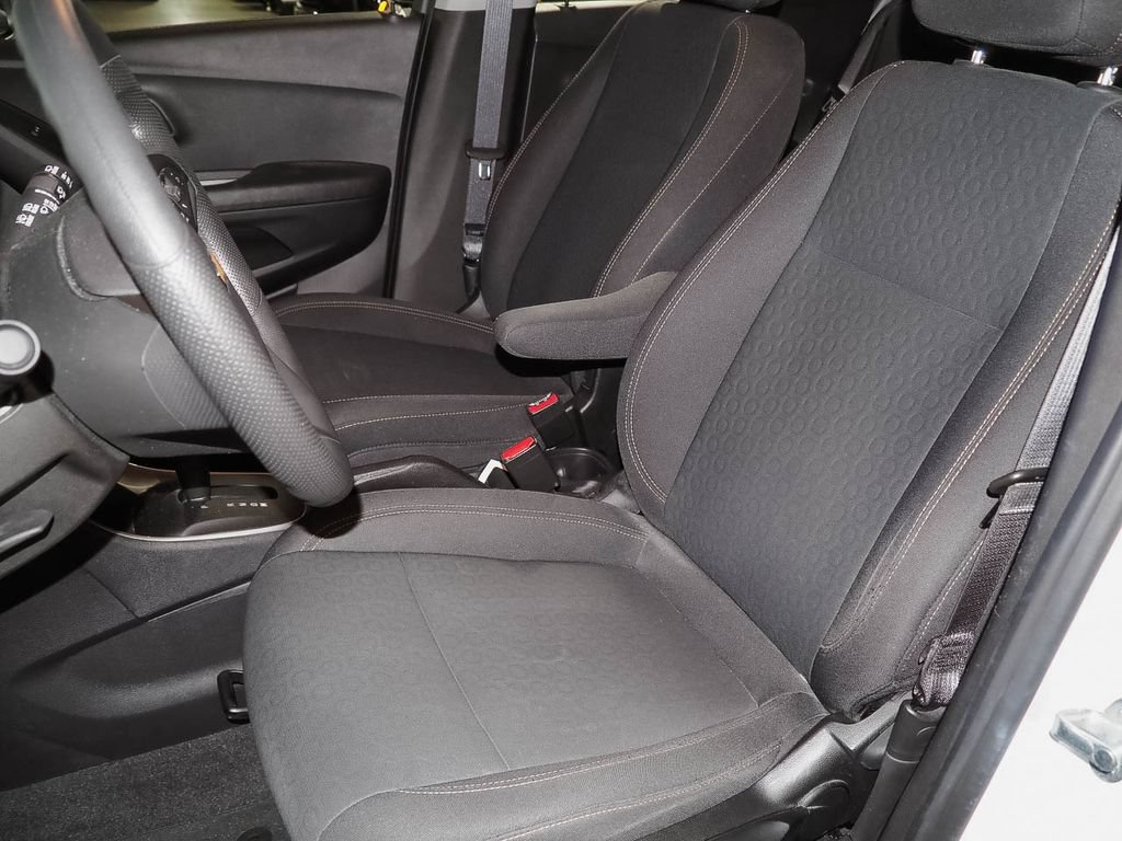 Certified 2019 Chevrolet Trax LS w/ Tint and Cruise Package AWD/4WD image 8