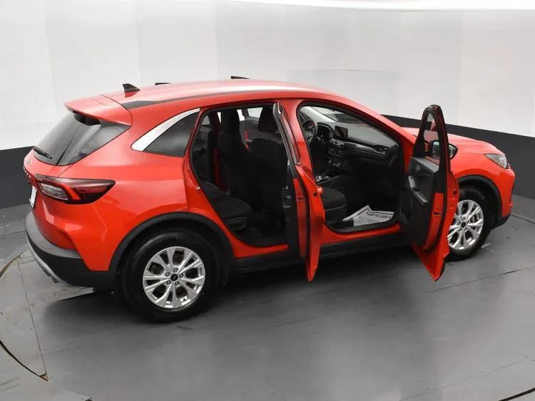 Used 2024 Ford Escape Active FWD image 6