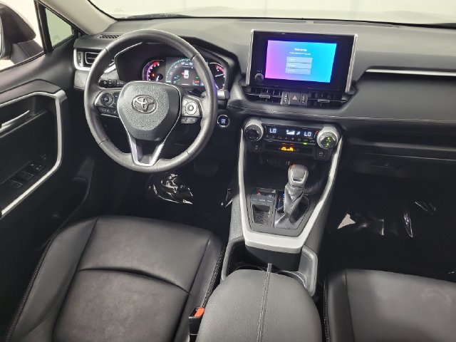 Used 2023 Toyota RAV4 XLE Premium FWD image 15