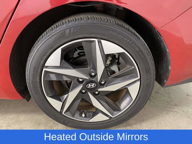 Used 2023 Hyundai Elantra SEL w/ Convenience Package image 9