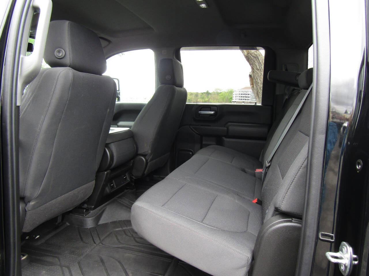 Used 2021 Chevrolet Silverado 2500 Custom w/ Custom Value Package AWD/4WD image 12