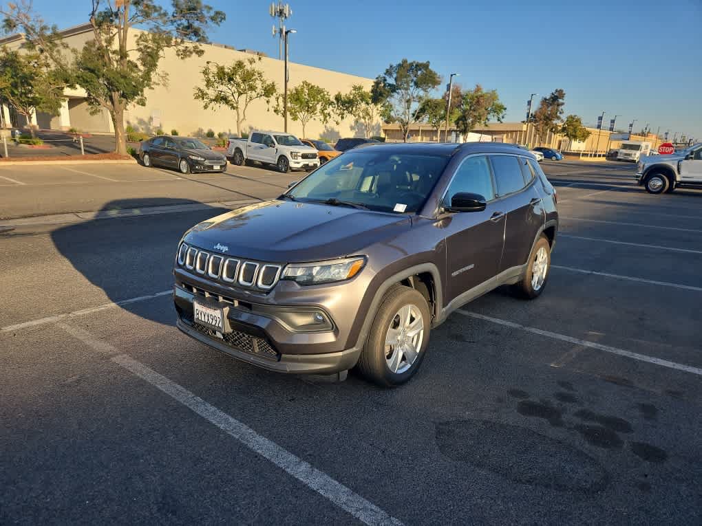Used 2022 Jeep Compass Latitude w/ Convenience Group