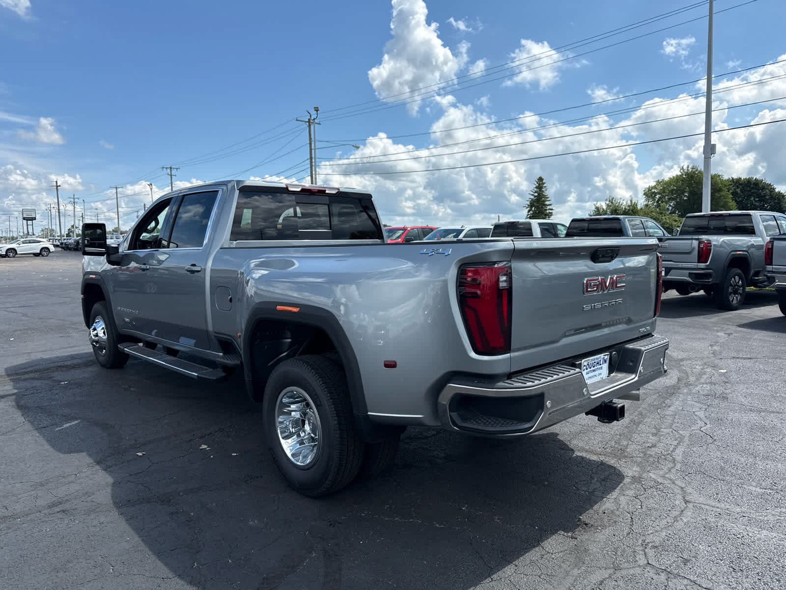 New 2026 GMC Sierra 3500 SLE w/ Preferred Package AWD/4WD image 3