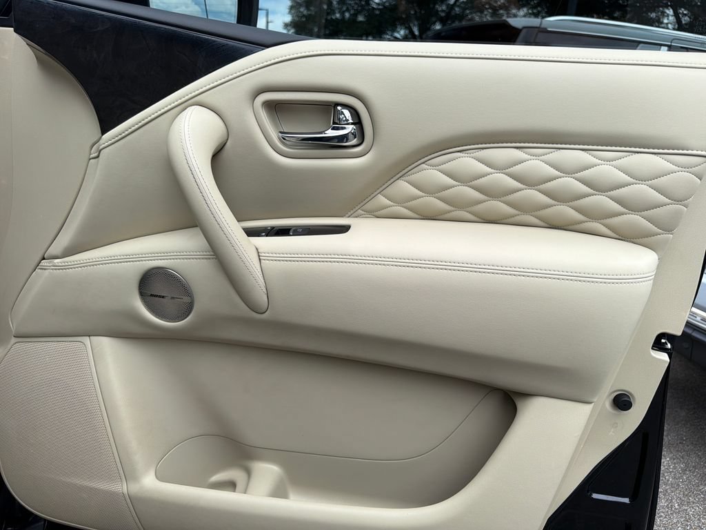Used 2023 INFINITI QX80 Sensory w/ All-Season Package AWD/4WD image 43