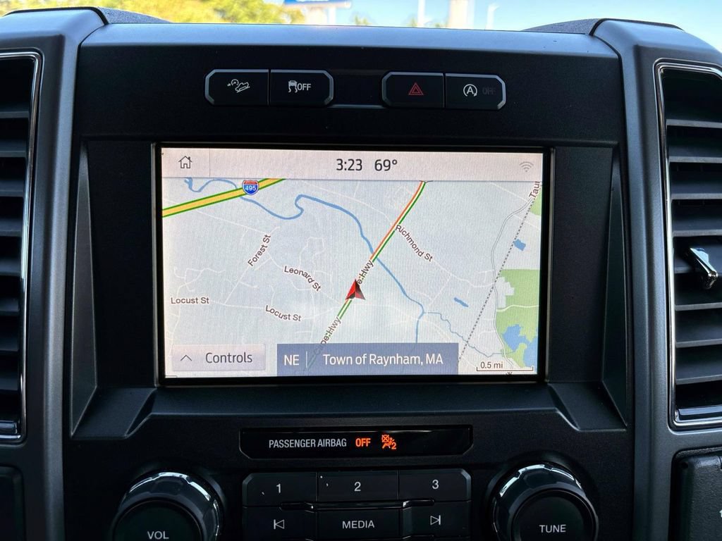 Used 2019 Ford F150 XLT w/ Equipment Group 302A Luxury AWD/4WD image 22