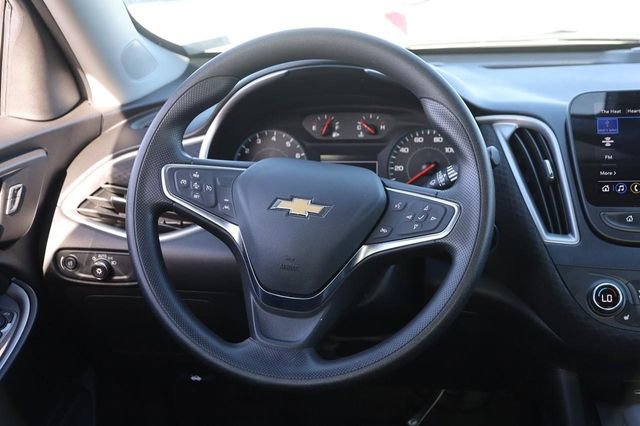 Used 2024 Chevrolet Malibu LT image 21