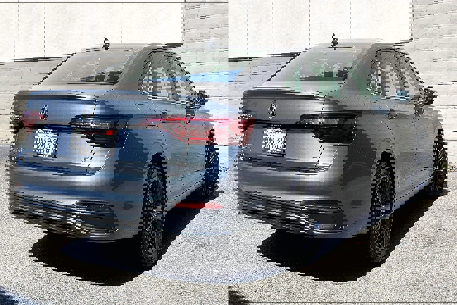 Certified 2024 Volkswagen Jetta SE w/ Panoramic Sunroof Package image 13