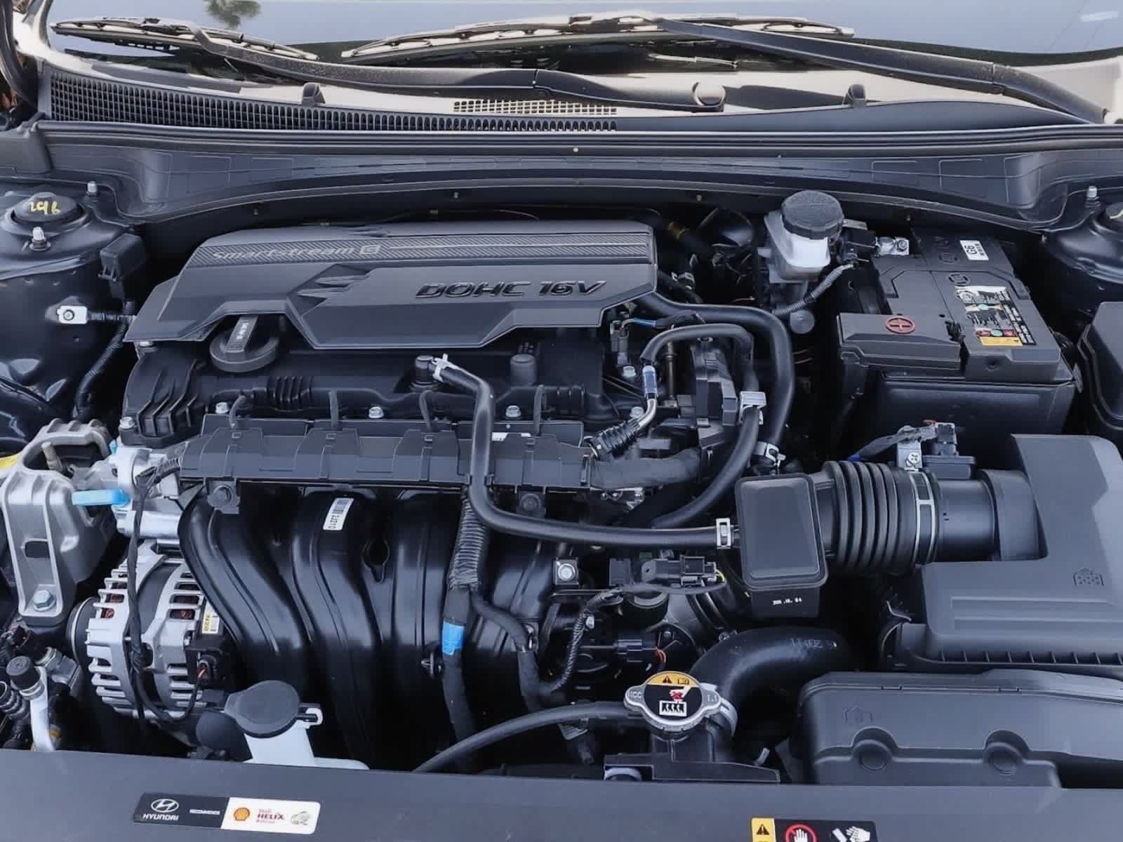 Used 2025 Hyundai Elantra SEL FWD image 35