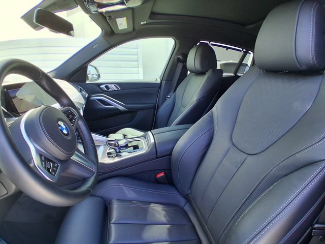 Used 2022 BMW X6 xDrive40i w/ M Sport Package AWD/4WD image 23
