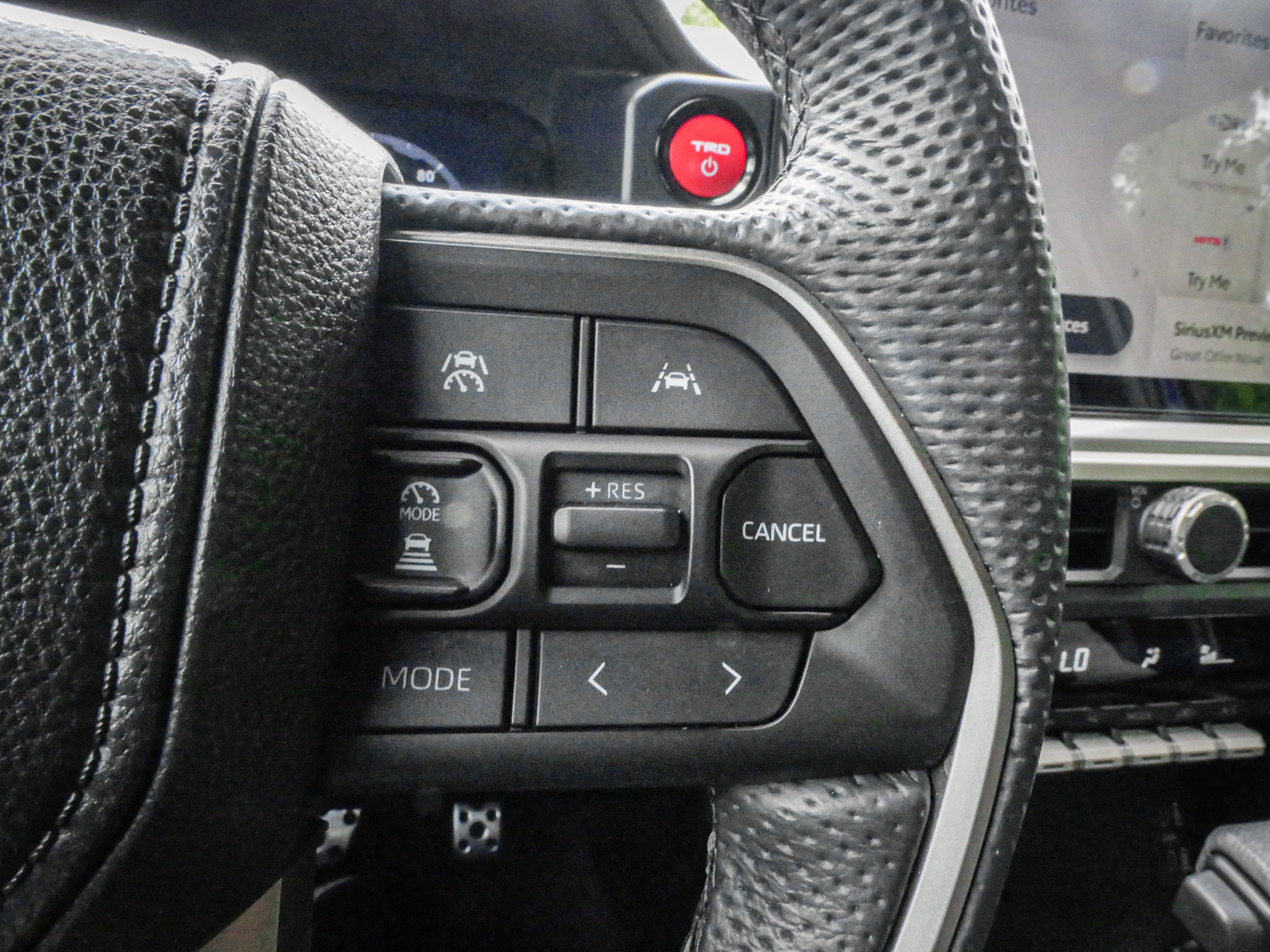 Used 2025 Toyota Tacoma TRD Sport AWD/4WD image 20